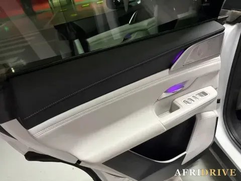 2024 Xpeng G9 5
