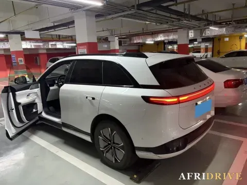 2024 Xpeng G9 8