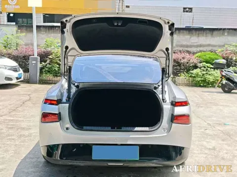 2023 Xpeng P7 5