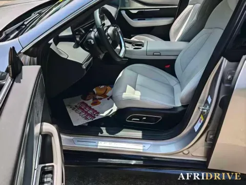 2023 Xpeng P7 6