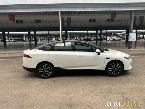 2022 Xpeng P5 8