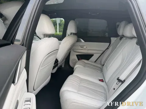 2024 Xpeng G9 7