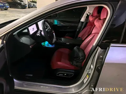 2023 Xpeng P7 4