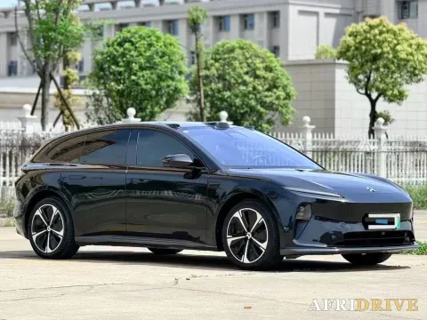 2025 NIO ET5T 3