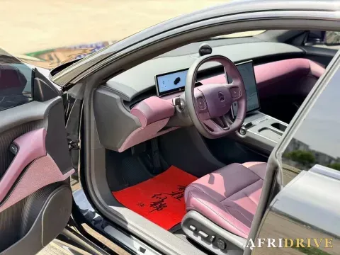 2025 NIO ET5T 8
