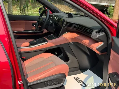 2020 NIO ES6 7