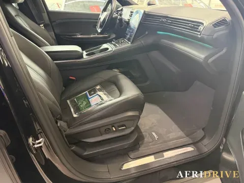 2020 NIO ES6 5