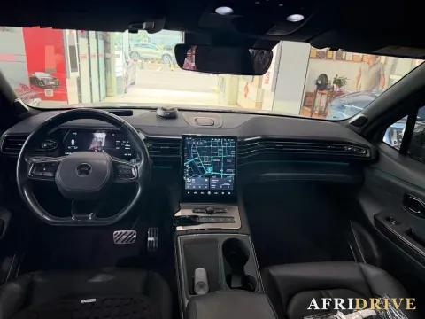 2020 NIO ES6 6