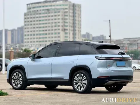 2022 NIO ES7 4