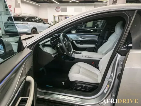 2023 Xpeng P7 3