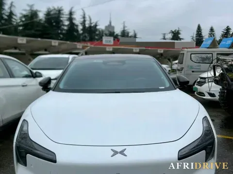 2025 Xpeng MONA M03 2