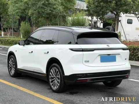 2025 NIO ES6 3