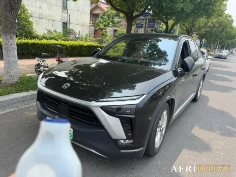 2020 NIO ES8