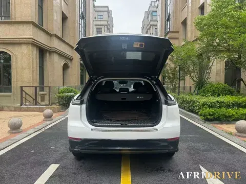 2022 NIO ES7 8