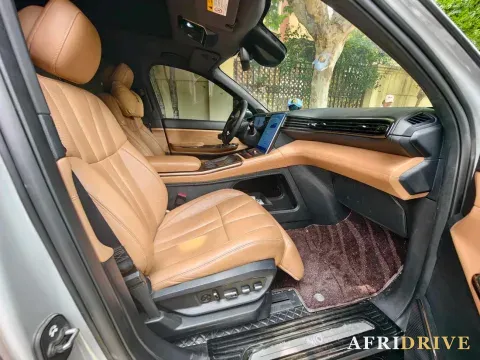 2022 NIO ES8 4