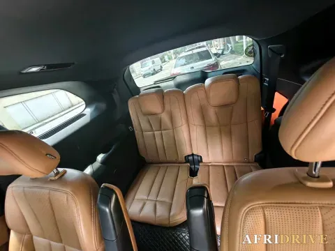 2022 NIO ES8 6