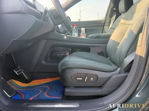 2024 Porsche Macan All-Electric 4