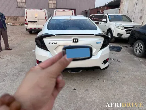 2019 Honda Civic 8