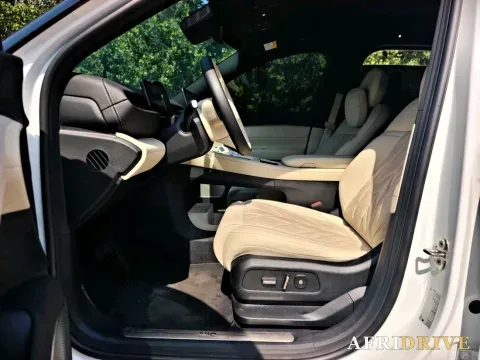 2025 NIO ES6 5