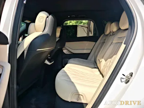 2025 NIO ES6 6