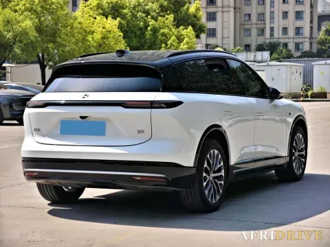 2025 NIO ES6 8