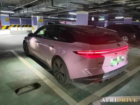 2024 NIO ET5T 2