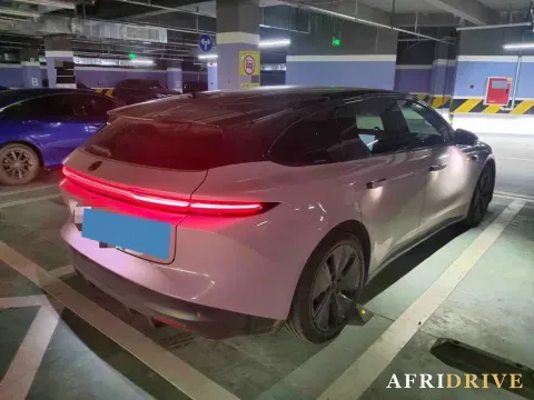 2024 NIO ET5T 3