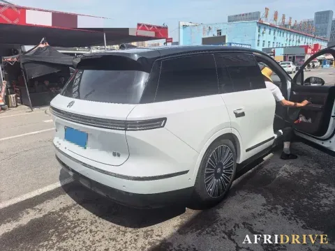 2026 NIO ES8 3