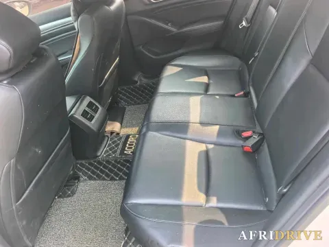 2018 Honda Accord 6