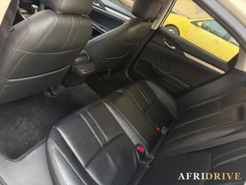 2019 Honda Civic 8