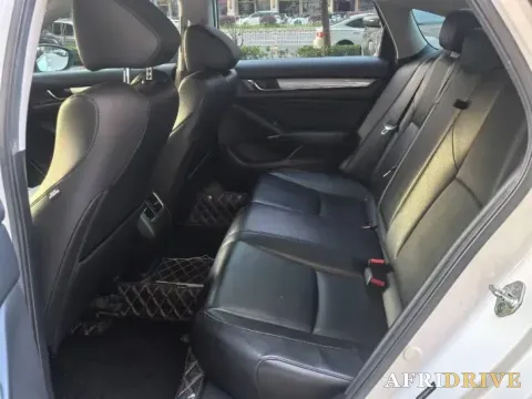 2018 Honda Accord 4