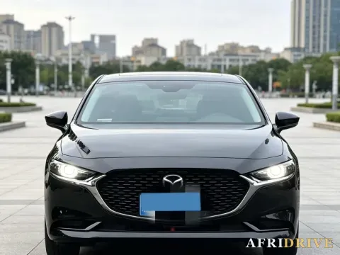 2021 Mazda 3 Axela 2
