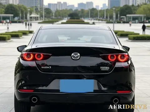 2021 Mazda 3 Axela 5