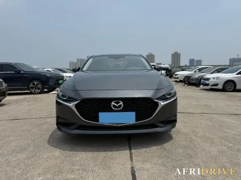 2022 Mazda 3 Axela 2