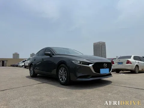 2022 Mazda 3 Axela 3