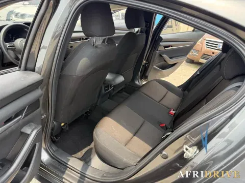 2022 Mazda 3 Axela 6