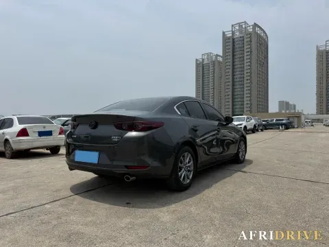 2022 Mazda 3 Axela 7
