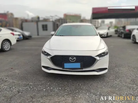 2021 Mazda 3 Axela 2