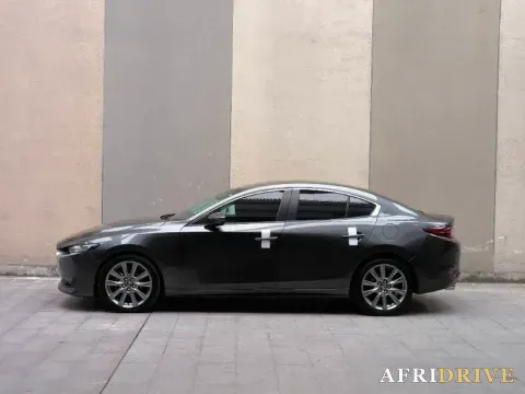 2021 Mazda 3 Axela 3