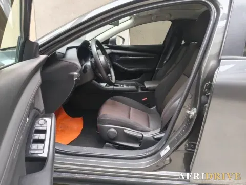 2021 Mazda 3 Axela 7