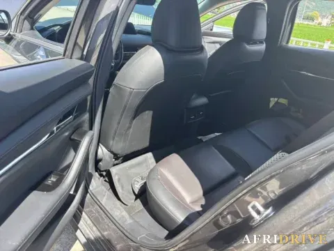 2020 Mazda 3 Axela 5