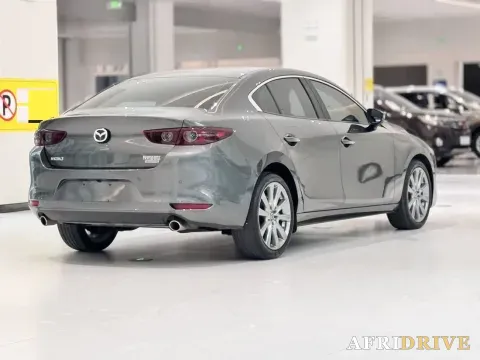 2022 Mazda 3 Axela 7