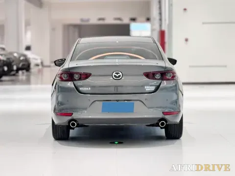 2022 Mazda 3 Axela 8