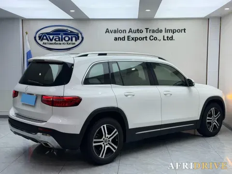 2020 Mercedes-Benz GLB Class 4