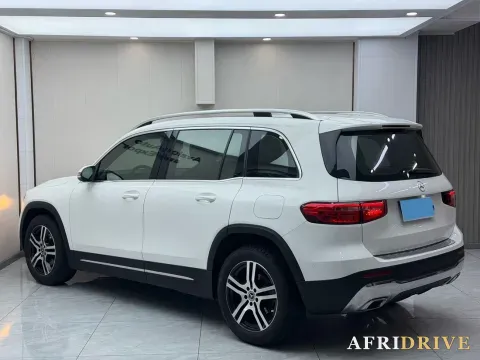 2020 Mercedes-Benz GLB Class 6