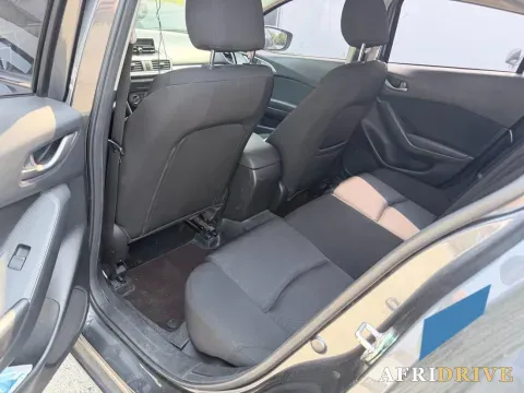 2019 Mazda 3 Axela 5