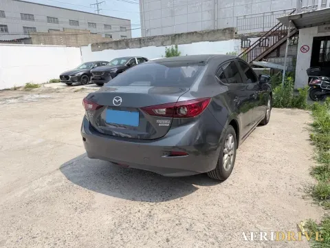 2019 Mazda 3 Axela 8