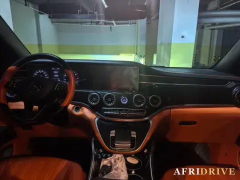 2023 Mercedes-Benz Vito 8