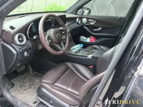 2022 Mercedes-Benz GLC Class 5