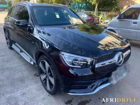 2022 Mercedes-Benz GLC Class 2